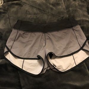 Lululemon Speed Short 4-way Stretch 2.5"